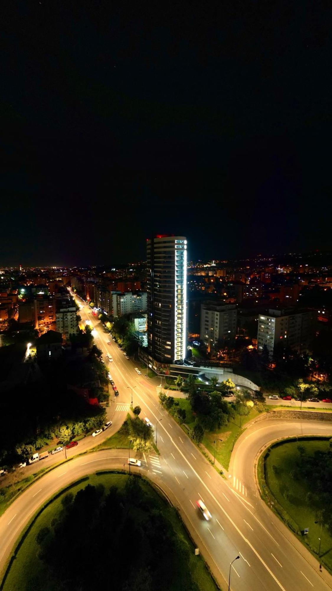 Nest Inn Azure Apartment Cluj-Napoca Buitenkant foto