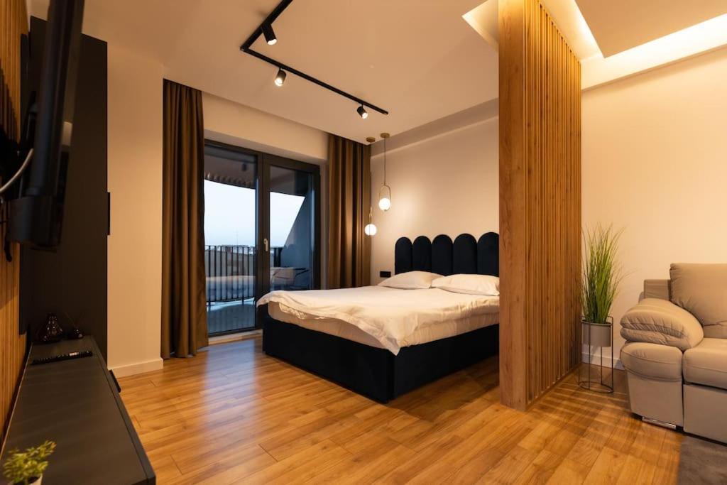 Nest Inn Azure Apartment Cluj-Napoca Buitenkant foto